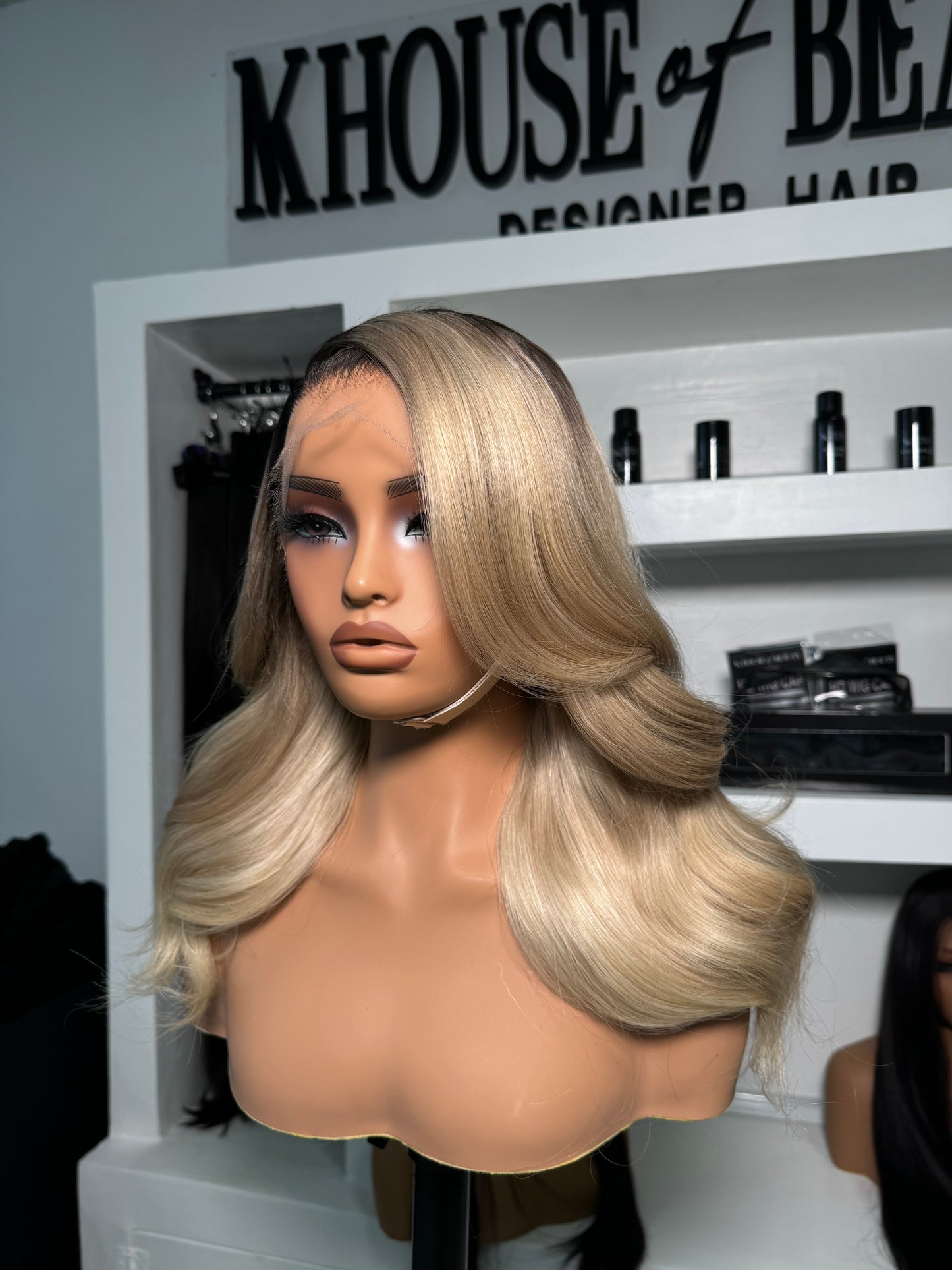 WIG AMELIA